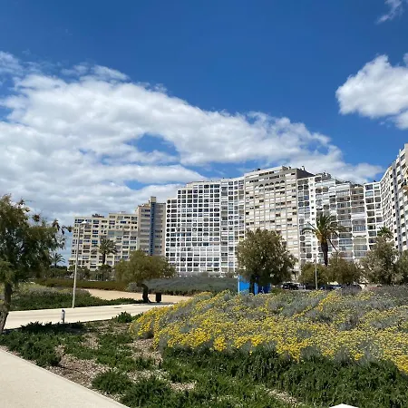 דירה Gloria Crespo Primera Linea De Mar, Karina אמפוריבראבה